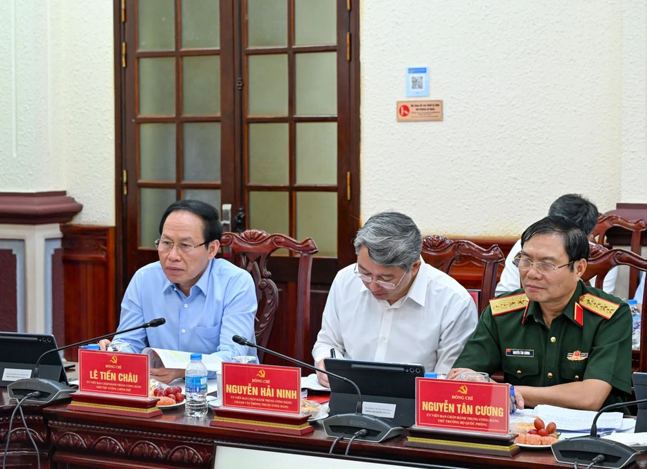 Đưa thể chế pháp luật trở thành lợi thế cạnh tranh, mở đường phục vụ kiến tạo Đưa thể chế pháp luật trở thành lợi thế cạnh tranh, mở đường phục vụ kiến tạo