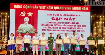 Đưa tuyên truyền quốc phòng, an ninh tiếp tục đi vào chiều sâu