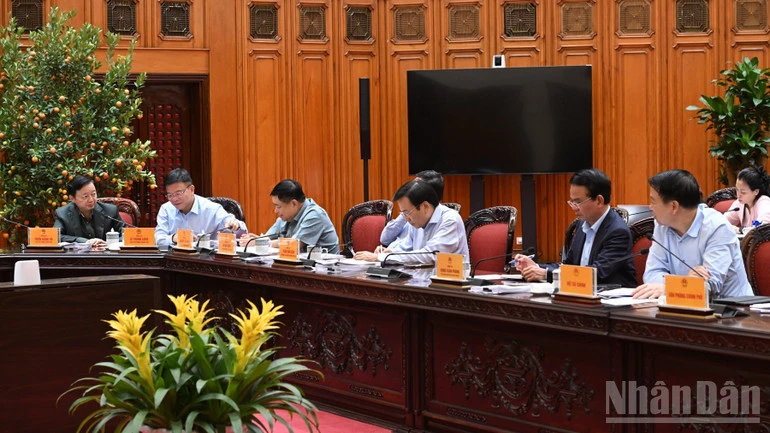 Dứt khoát không để thiếu xăng dầu trong bất cứ trường hợp nào