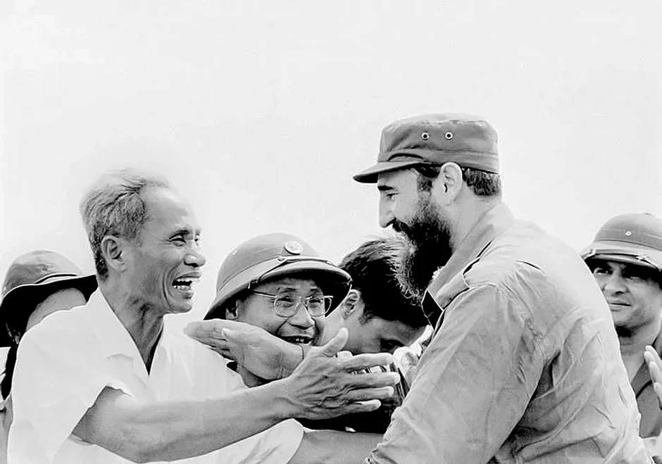 Fidel Castro - Biểu tượng của tình cảm đặc biệt Việt Nam - Cuba Fidel Castro - Biểu tượng của tình cảm đặc biệt Việt Nam - Cuba