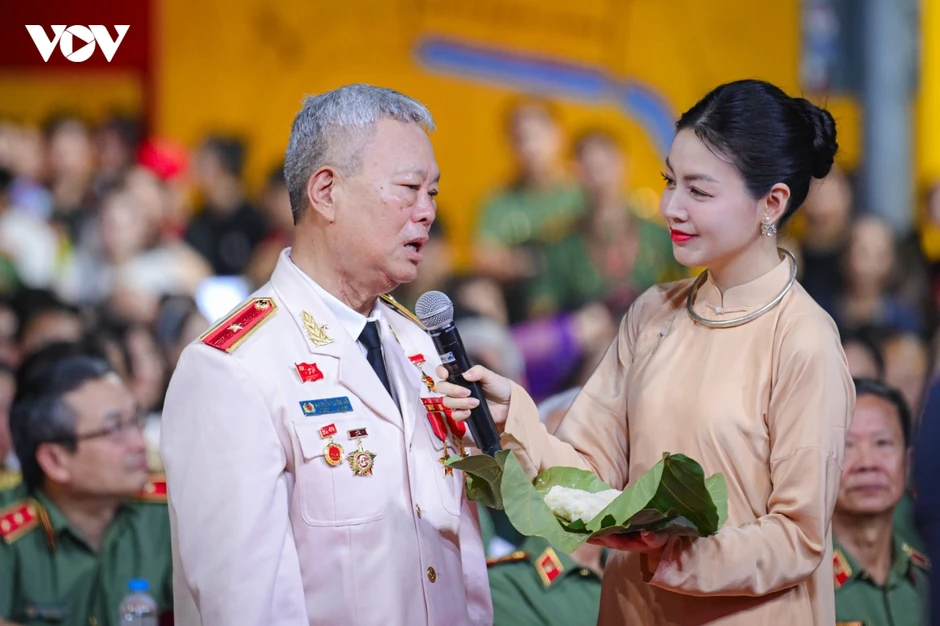 Gala "Tổ quốc bình yên" - Bản trường ca nghệ thuật tri ân 80 năm lực lượng an ninh Gala "Tổ quốc bình yên" - Bản trường ca nghệ thuật tri ân 80 năm lực lượng an ninh