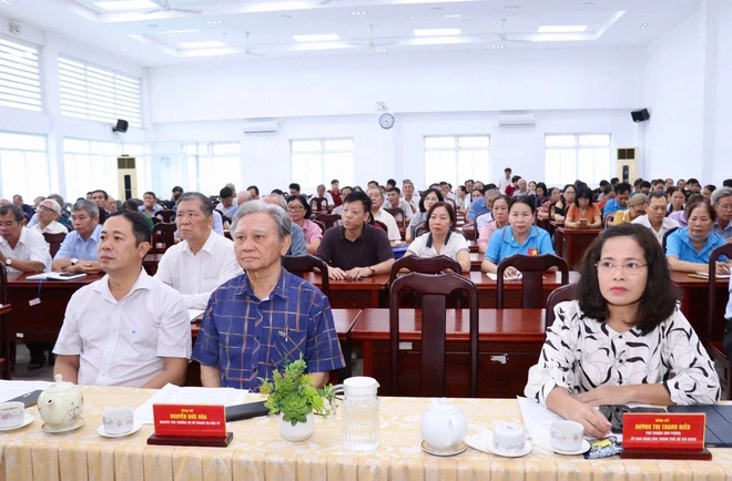 Gần 1.500 cán bộ, đảng viên phường Tăng Nhơn Phú học tập Nghị quyết 09-NQ/TW Gần 1.500 cán bộ, đảng viên phường Tăng Nhơn Phú học tập Nghị quyết 09-NQ/TW