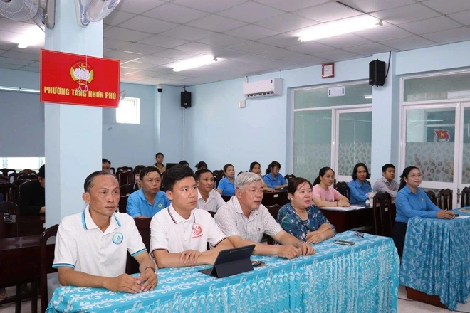 Gần 1.500 cán bộ, đảng viên phường Tăng Nhơn Phú học tập Nghị quyết 09-NQ/TW Gần 1.500 cán bộ, đảng viên phường Tăng Nhơn Phú học tập Nghị quyết 09-NQ/TW
