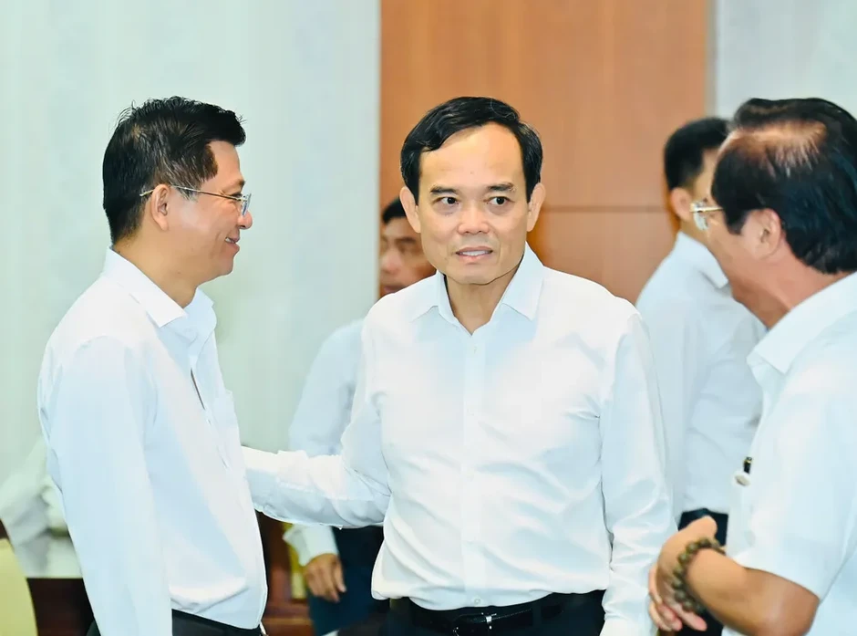 Gần 2,2 triệu đại biểu dự Hội nghị toàn quốc quán triệt, triển khai thực hiện Nghị quyết Hội nghị Trung ương 2, khóa XIV Gần 2,2 triệu đại biểu dự Hội nghị toàn quốc quán triệt, triển khai thực hiện Nghị quyết Hội nghị Trung ương 2, khóa XIV
