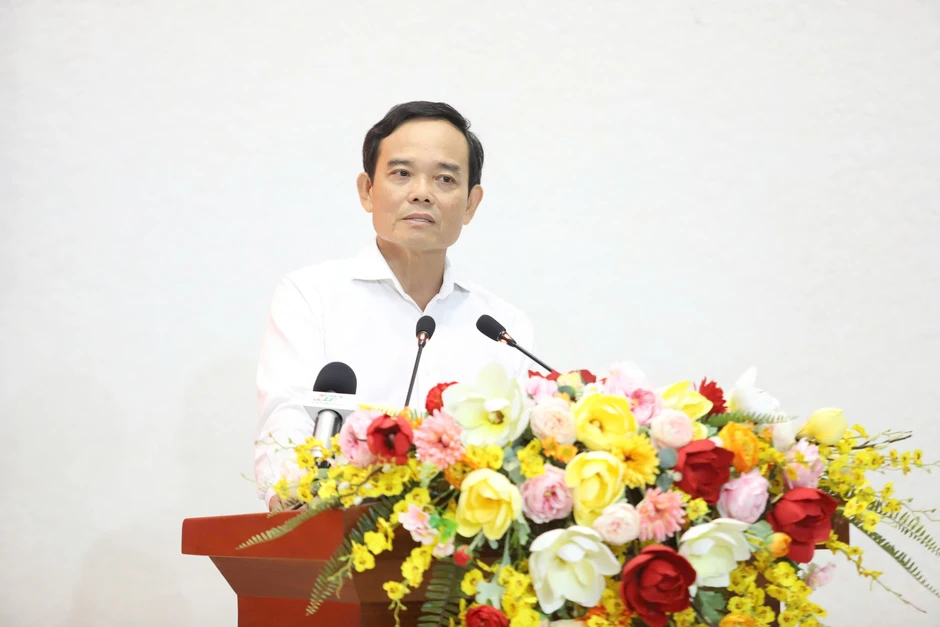 Gặp Bí thư Thành ủy TPHCM, cử tri đánh giá cao việc biến đất "vàng" thành công viên Gặp Bí thư Thành ủy TPHCM, cử tri đánh giá cao việc biến đất "vàng" thành công viên