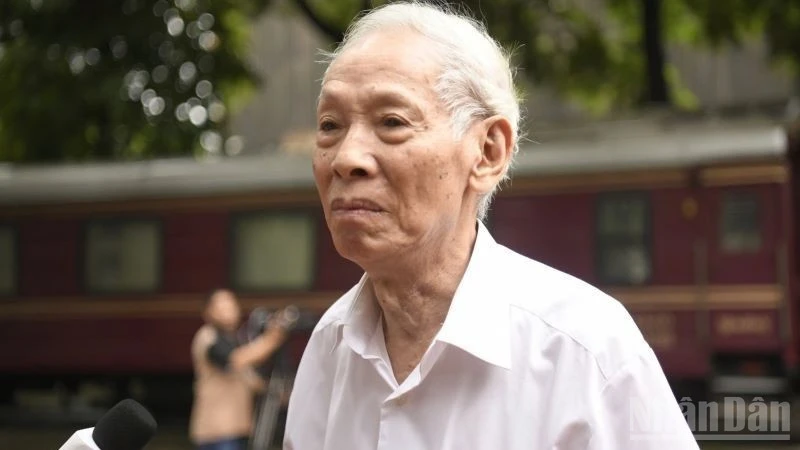 Gặp gỡ, tri ân những chứng nhân lịch sử ngành đường sắt Gặp gỡ, tri ân những chứng nhân lịch sử ngành đường sắt