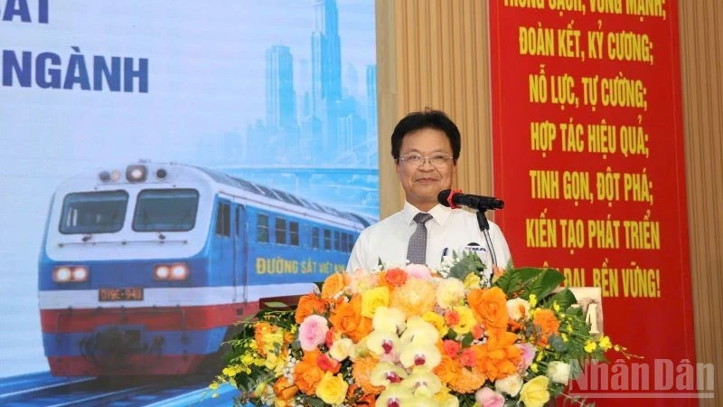 Gặp gỡ, tri ân những chứng nhân lịch sử ngành đường sắt Gặp gỡ, tri ân những chứng nhân lịch sử ngành đường sắt