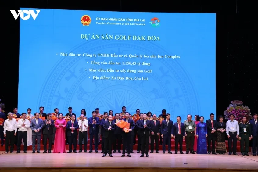 Gia Lai chuyển mình mạnh mẽ nhờ cải cách hành chính và phân cấp Gia Lai chuyển mình mạnh mẽ nhờ cải cách hành chính và phân cấp