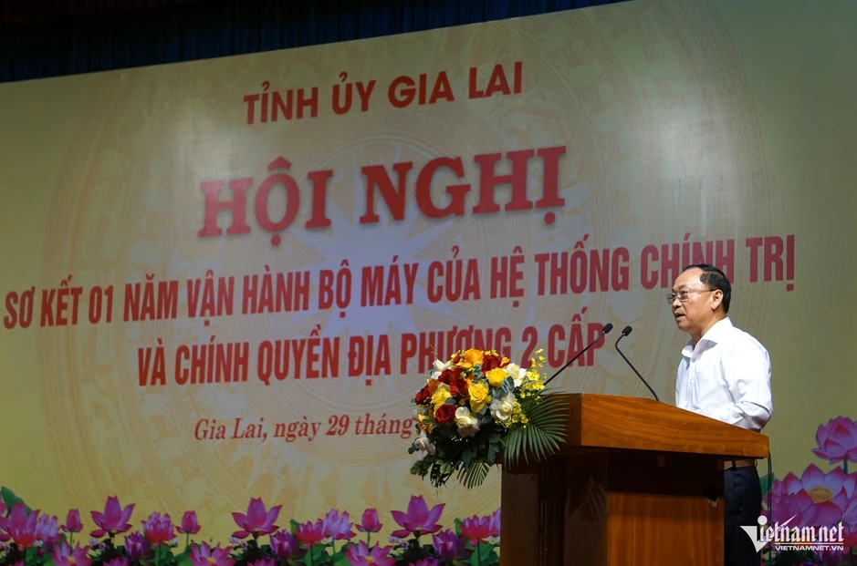 Gia Lai: Có nơi 2-3 người làm kế toán, địa chính nhưng nơi khác lại không có ai Gia Lai: Có nơi 2-3 người làm kế toán, địa chính nhưng nơi khác lại không có ai