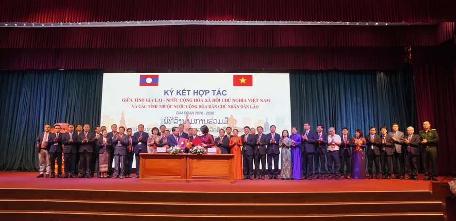 Gia Lai ký kết hợp tác với các tỉnh của Lào và Campuchia Gia Lai ký kết hợp tác với các tỉnh của Lào và Campuchia