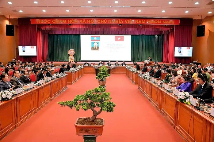 Gia Lai tăng cường hợp tác toàn diện với 4 tỉnh Nam Lào Gia Lai tăng cường hợp tác toàn diện với 4 tỉnh Nam Lào