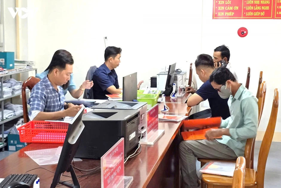Giải bài toán nhân lực ở cơ sở