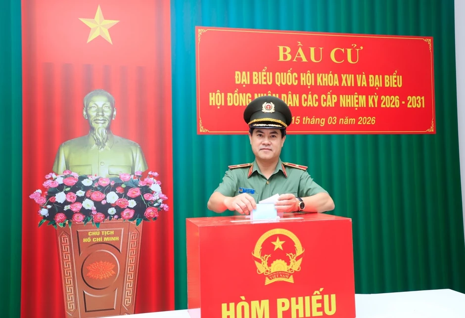 Giám đốc Công an tỉnh Đồng Nai trúng cử đại biểu HĐND với tỷ lệ phiếu bầu 96,98% Giám đốc Công an tỉnh Đồng Nai trúng cử đại biểu HĐND với tỷ lệ phiếu bầu 96,98%