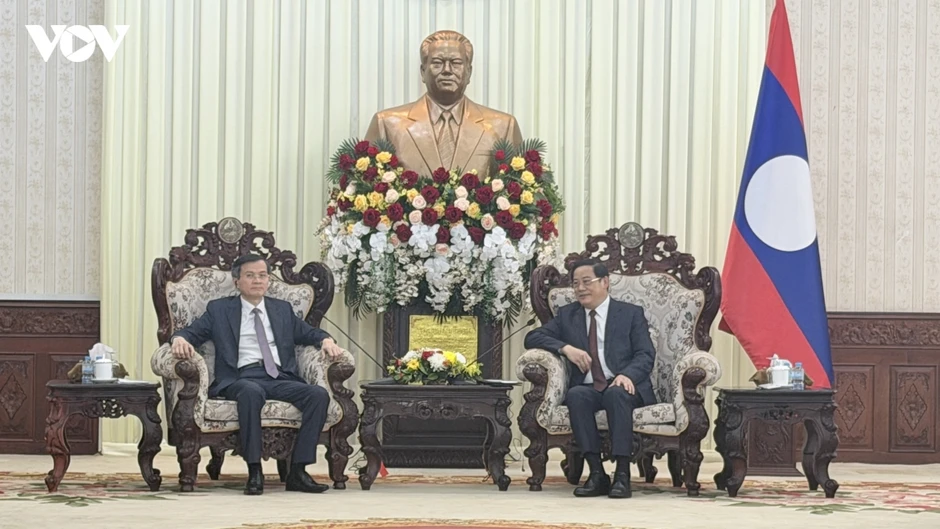 Giám đốc Học viện Chính trị quốc gia Hồ Chí Minh thăm và làm việc tại Lào Giám đốc Học viện Chính trị quốc gia Hồ Chí Minh thăm và làm việc tại Lào