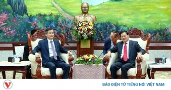 Giám đốc Học viện Chính trị quốc gia Hồ Chí Minh thăm và làm việc tại Lào