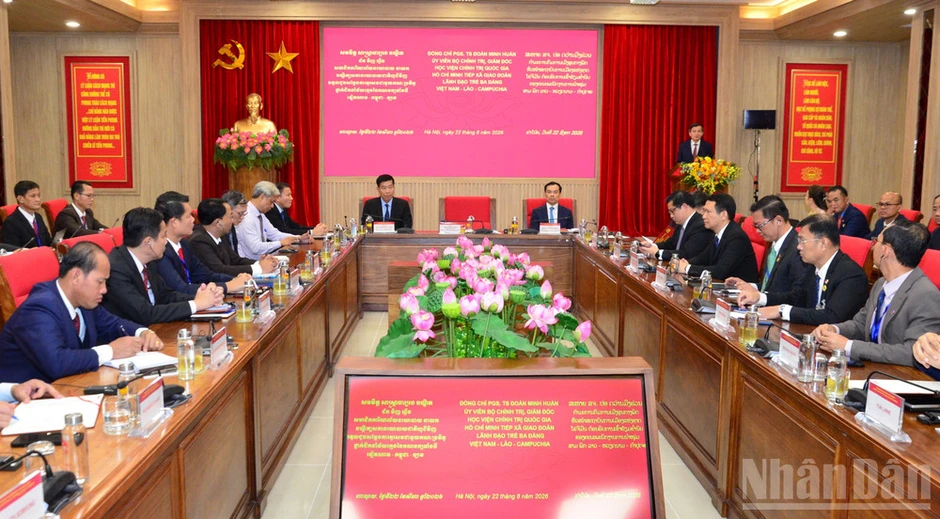Giám đốc Học viện Chính trị quốc gia Hồ Chí Minh tiếp Đoàn lãnh đạo trẻ ba Đảng Việt Nam-Lào-Campuchia Giám đốc Học viện Chính trị quốc gia Hồ Chí Minh tiếp Đoàn lãnh đạo trẻ ba Đảng Việt Nam-Lào-Campuchia