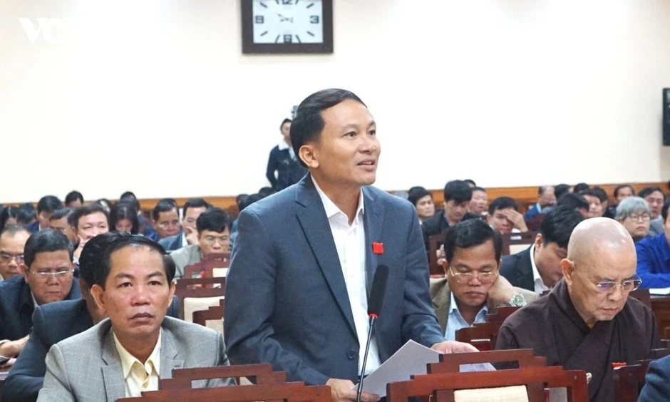 Giám đốc Sở Nông nghiệp và Môi trường TP Huế được điều làm chuyên viên sau kỷ luật Giám đốc Sở Nông nghiệp và Môi trường TP Huế được điều làm chuyên viên sau kỷ luật