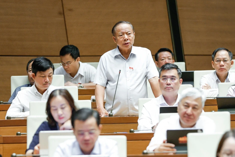 Giảm lãi vay cho doanh nghiệp, nghe thì hay nhưng ngân hàng "lạnh lùng lắm” Giảm lãi vay cho doanh nghiệp, nghe thì hay nhưng ngân hàng "lạnh lùng lắm”
