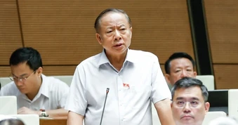 Giảm lãi vay cho doanh nghiệp, nghe thì hay nhưng ngân hàng "lạnh lùng lắm”