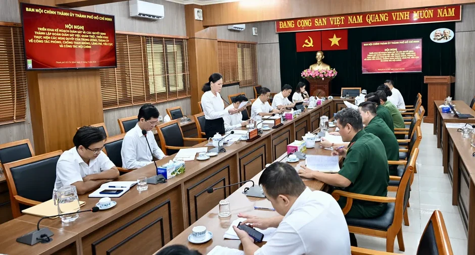 Giám sát công tác phòng chống tham nhũng, lãng phí và công tác nội chính 2 phường, xã
