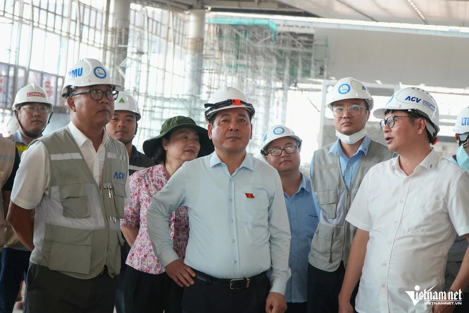 Giao thông 'đa trục' kết nối TPHCM đến sân bay Long Thành chỉ còn 30-40 phút Giao thông 'đa trục' kết nối TPHCM đến sân bay Long Thành chỉ còn 30-40 phút