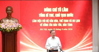 Gìn giữ, tiếp nối mạch nguồn lịch sử, văn hóa và bản sắc Việt Nam