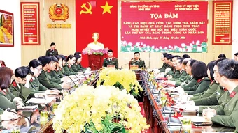 Giữ vững kỷ luật, kỷ cương, đồng hành để phát triển