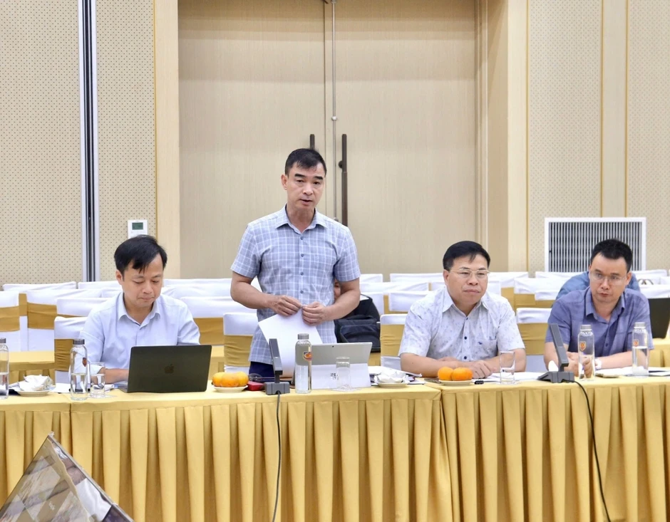 Gỡ vướng mắc trong ban hành quyết định hành chính Gỡ vướng mắc trong ban hành quyết định hành chính
