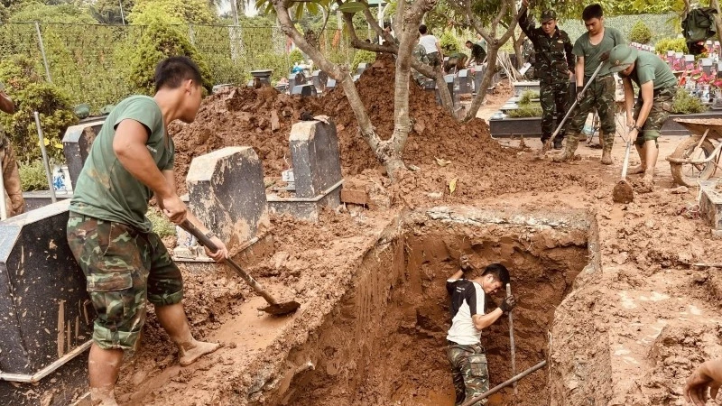 Hà Nội đẩy nhanh tiến độ lấy mẫu hài cốt liệt sĩ Hà Nội đẩy nhanh tiến độ lấy mẫu hài cốt liệt sĩ