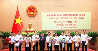 Hà Nội miễn nhiệm chức vụ ủy viên UBND TP với 11 người đứng đầu sở, ngành