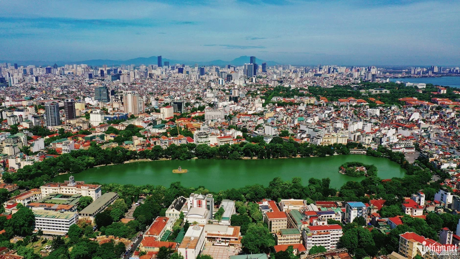 Hà Nội xem xét miễn nhiệm chức vụ ủy viên UBND TP với 11 người đứng đầu sở, ngành