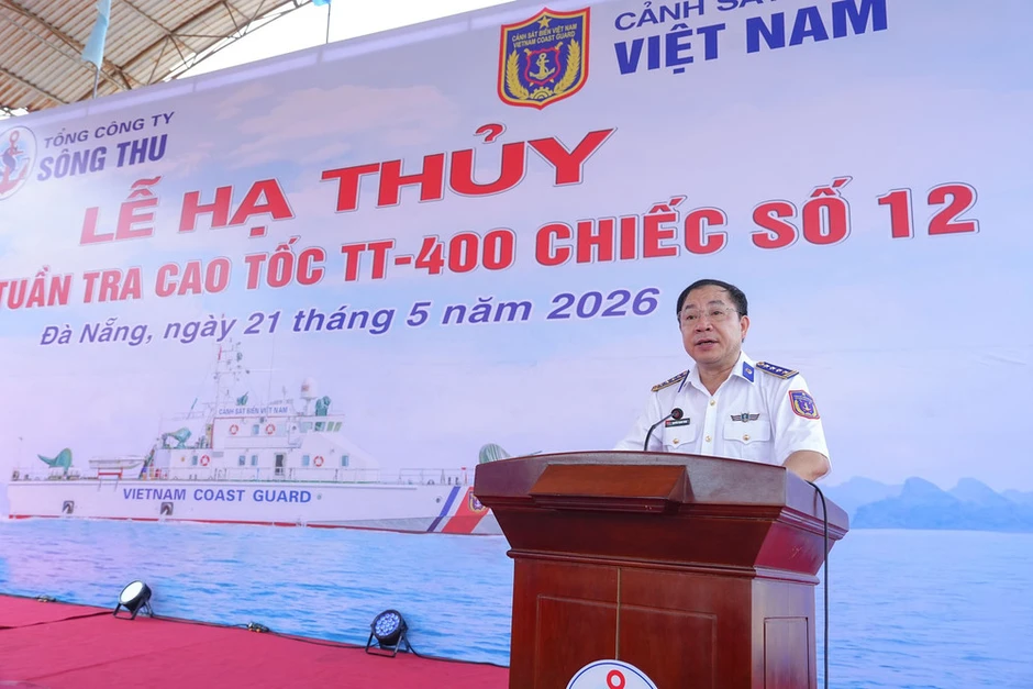 Hạ thủy tàu tuần tra cao tốc TT-400 chiếc số 12 của Cảnh sát biển Việt Nam Hạ thủy tàu tuần tra cao tốc TT-400 chiếc số 12 của Cảnh sát biển Việt Nam