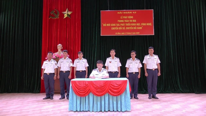 Hải đoàn 42 đẩy mạnh ứng dụng chuyển đổi số trong thực hiện nhiệm vụ Hải đoàn 42 đẩy mạnh ứng dụng chuyển đổi số trong thực hiện nhiệm vụ