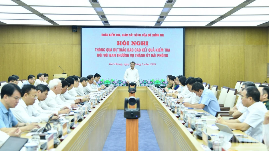 Hải Phòng phải là một trong những địa phương đi đầu trong đổi mới mô hình tăng trưởng Hải Phòng phải là một trong những địa phương đi đầu trong đổi mới mô hình tăng trưởng
