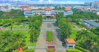 Hạn chế xây trụ sở mới, xử lý nhà đất dôi dư sau sáp nhập trước 25/5