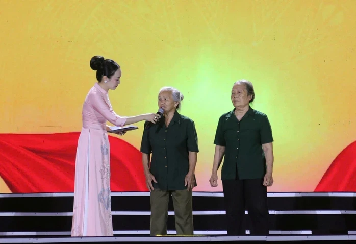 Hang Hỏa Tiễn, bản hùng ca bất tử nơi 33 liệt sĩ hi sinh anh dũng Hang Hỏa Tiễn, bản hùng ca bất tử nơi 33 liệt sĩ hi sinh anh dũng