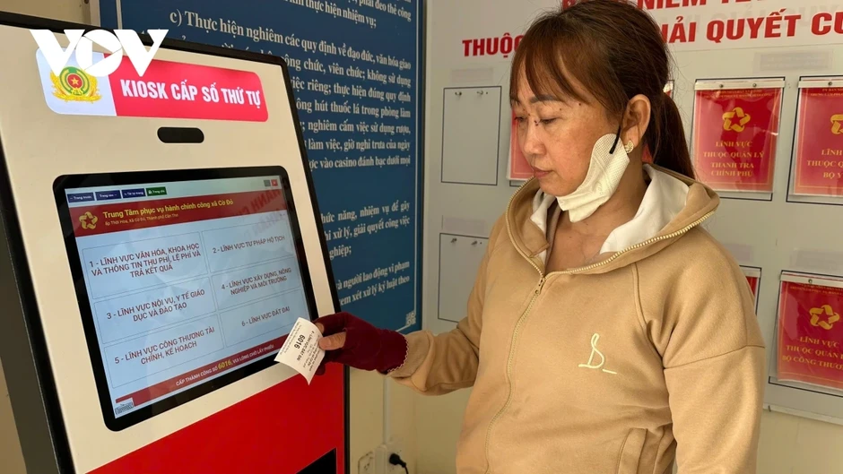 Hành chính cấp xã ở Cần Thơ, cán bộ vượt áp lực nhưng thuận lợi cho người dân Hành chính cấp xã ở Cần Thơ, cán bộ vượt áp lực nhưng thuận lợi cho người dân