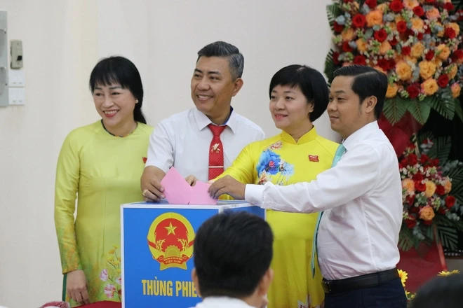 HĐND phường Phú Thuận, TPHCM: Ổn định tổ chức bộ máy, chăm lo an sinh xã hội HĐND phường Phú Thuận, TPHCM: Ổn định tổ chức bộ máy, chăm lo an sinh xã hội