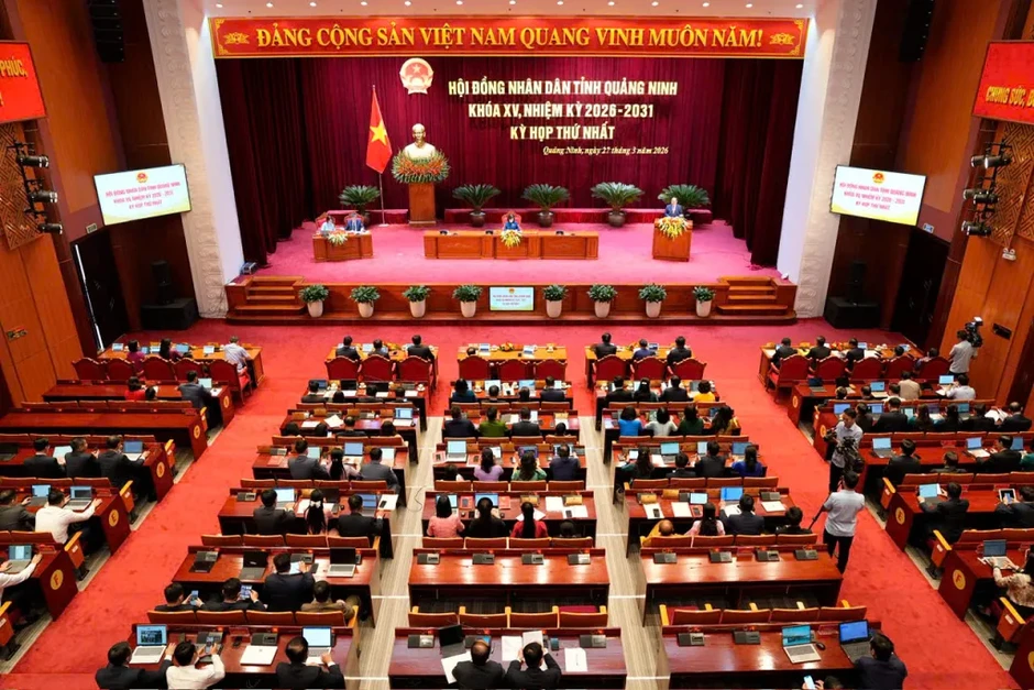 HĐND Quảng Ninh khóa XV bắt đầu nhiệm kỳ bằng yêu cầu đổi mới HĐND Quảng Ninh khóa XV bắt đầu nhiệm kỳ bằng yêu cầu đổi mới