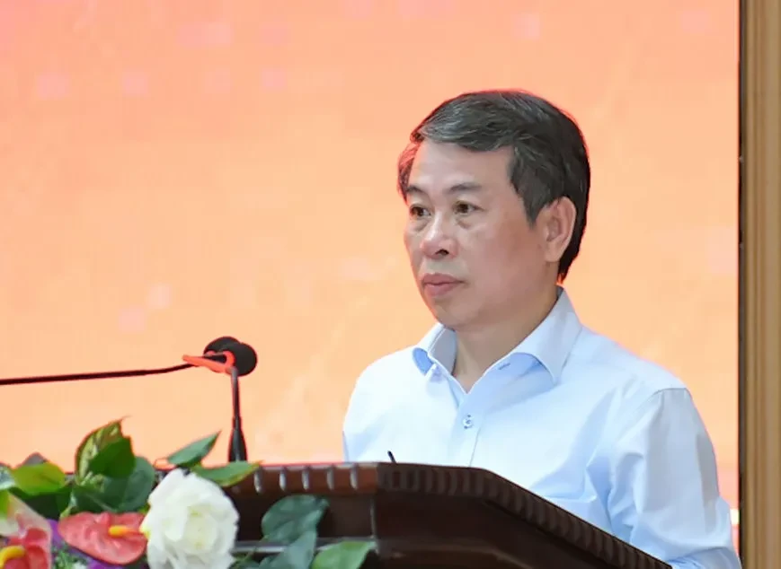 HĐND tỉnh Ninh Bình chuẩn bị kỹ cho kỳ họp giữa năm: Đưa nghị quyết nhanh vào cuộc sống HĐND tỉnh Ninh Bình chuẩn bị kỹ cho kỳ họp giữa năm: Đưa nghị quyết nhanh vào cuộc sống