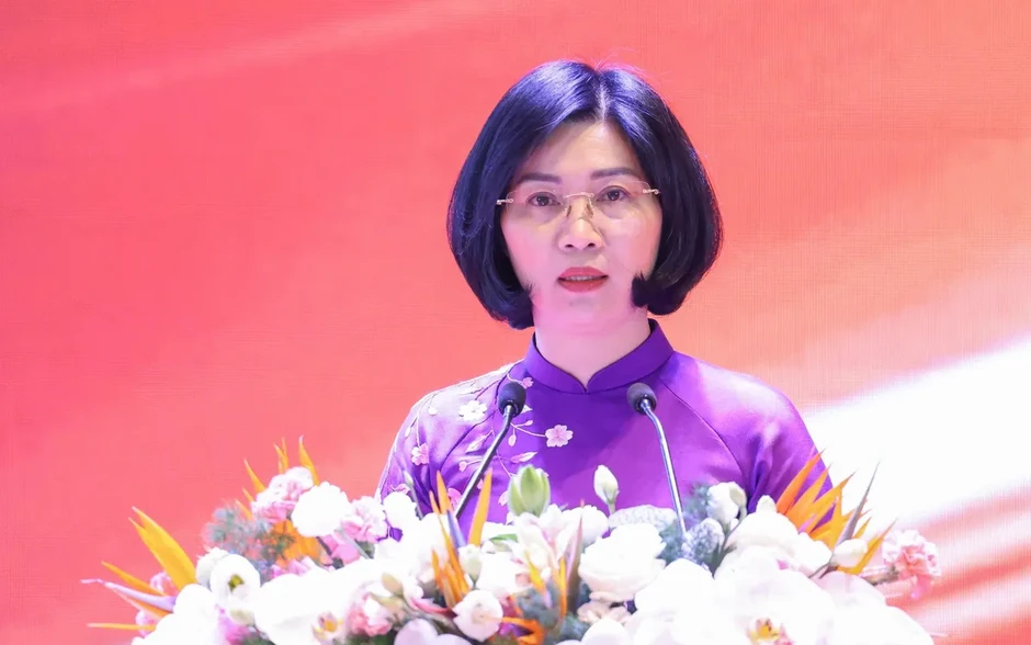 HĐND TP Hà Nội triển khai chuyển đổi số toàn diện, phát triển các nền tảng AI HĐND TP Hà Nội triển khai chuyển đổi số toàn diện, phát triển các nền tảng AI