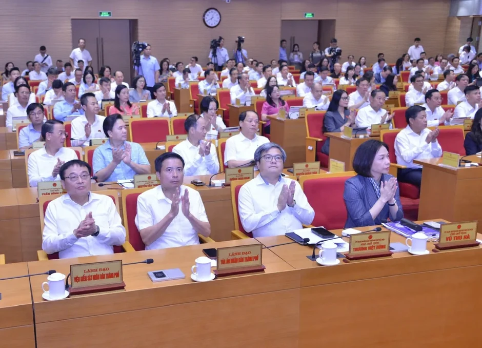 HĐND TP Hà Nội xem xét 55 nghị quyết về giao thông xanh, khoa học công nghệ...