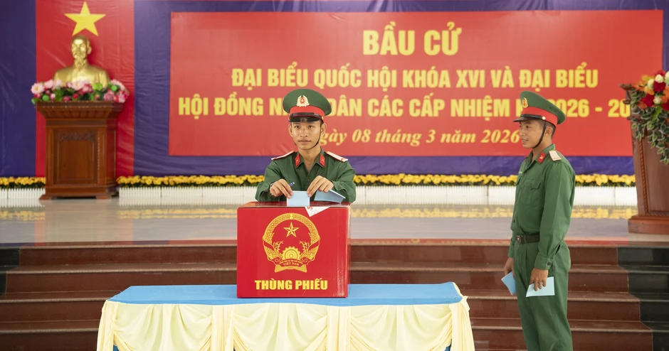 Hình ảnh cử tri đặc khu Thổ Châu, tỉnh An Giang nô nức đi bầu cử sớm Hình ảnh cử tri đặc khu Thổ Châu, tỉnh An Giang nô nức đi bầu cử sớm