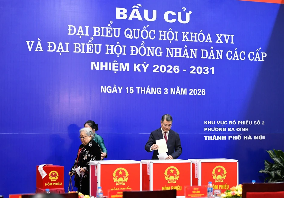 Hình ảnh Tổng Bí thư Tô Lâm cùng lãnh đạo Đảng, Nhà nước thực hiện quyền cử tri Hình ảnh Tổng Bí thư Tô Lâm cùng lãnh đạo Đảng, Nhà nước thực hiện quyền cử tri