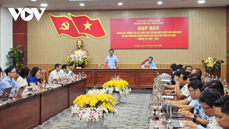 Hoàn thành bỏ phiếu sớm tại Hòn Khoai và Hòn Chuối Hoàn thành bỏ phiếu sớm tại Hòn Khoai và Hòn Chuối