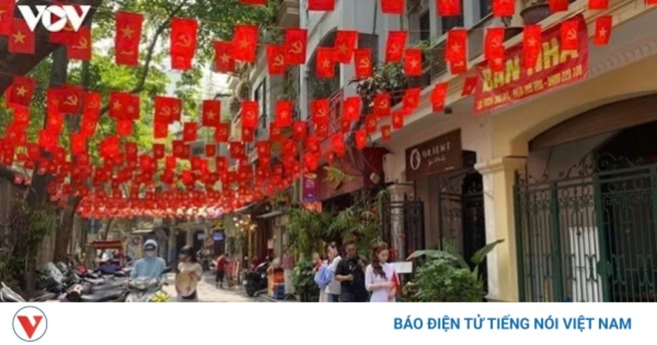 Hoàn thành sắp xếp thôn, tổ dân phố: Hướng tới quản trị cơ sở hiệu quả Hoàn thành sắp xếp thôn, tổ dân phố: Hướng tới quản trị cơ sở hiệu quả