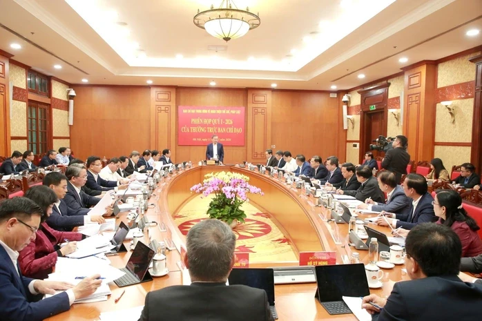Hoàn thiện chính sách, cơ chế để doanh nghiệp lớn trở thành tập đoàn ngang tầm khu vực và quốc tế Hoàn thiện chính sách, cơ chế để doanh nghiệp lớn trở thành tập đoàn ngang tầm khu vực và quốc tế