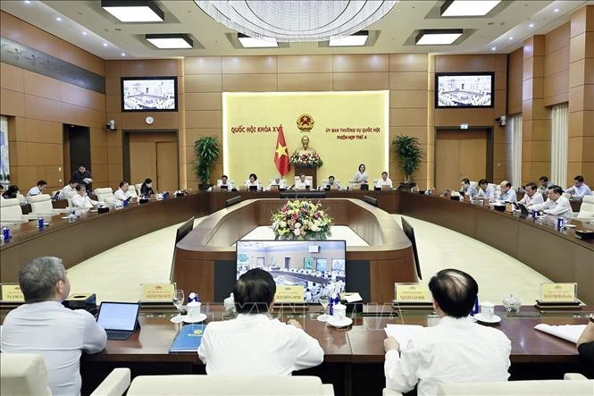 Hoàn thiện cơ chế điều tiết, thúc đẩy thị trường bất động sản phát triển lành mạnh Hoàn thiện cơ chế điều tiết, thúc đẩy thị trường bất động sản phát triển lành mạnh