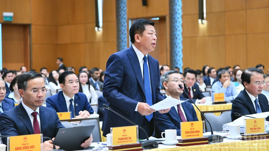 Hoàn thiện nền tảng, cải cách thực chất, kiến tạo phát triển mạnh mẽ hơn nữa Hoàn thiện nền tảng, cải cách thực chất, kiến tạo phát triển mạnh mẽ hơn nữa