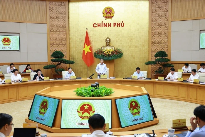 Hoàn thiện thể chế, tạo động lực phát triển kinh tế - xã hội Hoàn thiện thể chế, tạo động lực phát triển kinh tế - xã hội